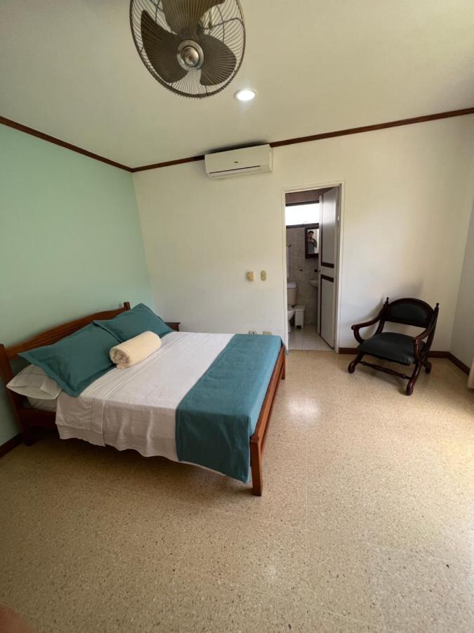 Hotel Caucasia Εξωτερικό φωτογραφία