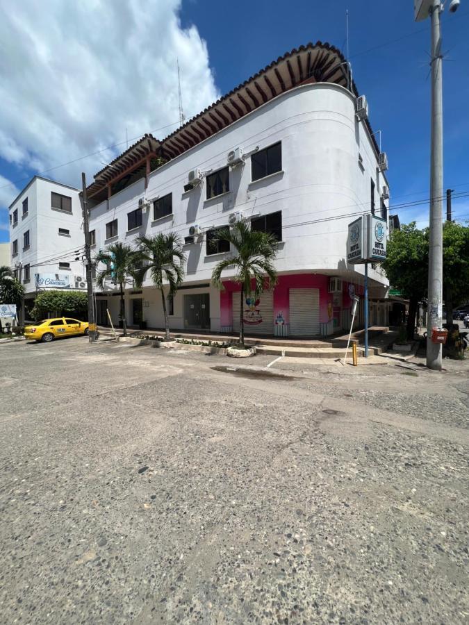 Hotel Caucasia Εξωτερικό φωτογραφία